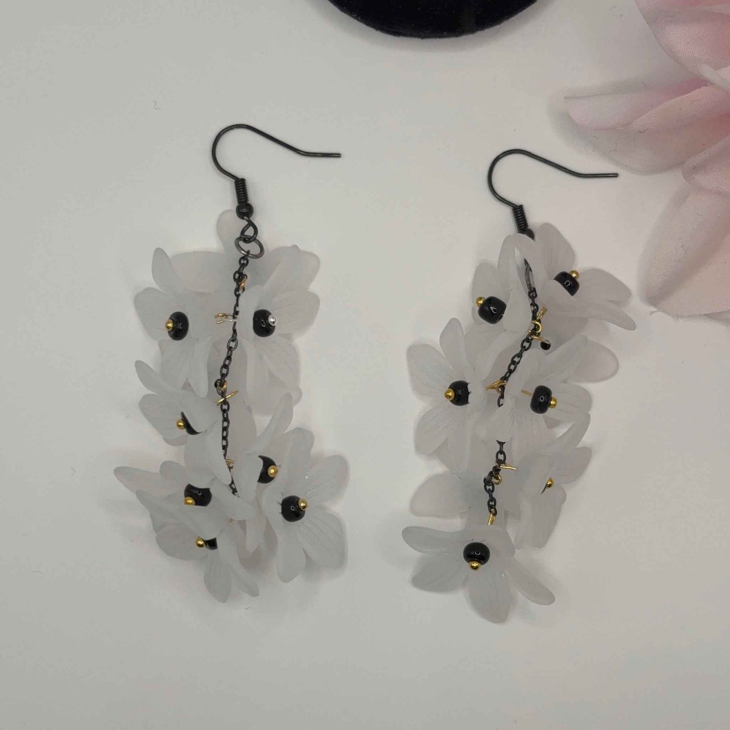 KELLOKUKKA Korvakorut - Akryyli 9cm - RaskasHilkka.fi