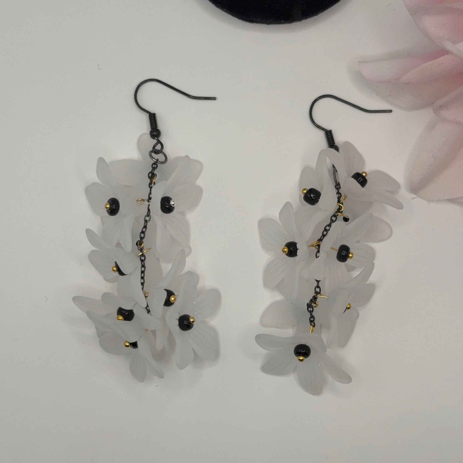KELLOKUKKA Korvakorut - Akryyli 9cm - RaskasHilkka.fi
